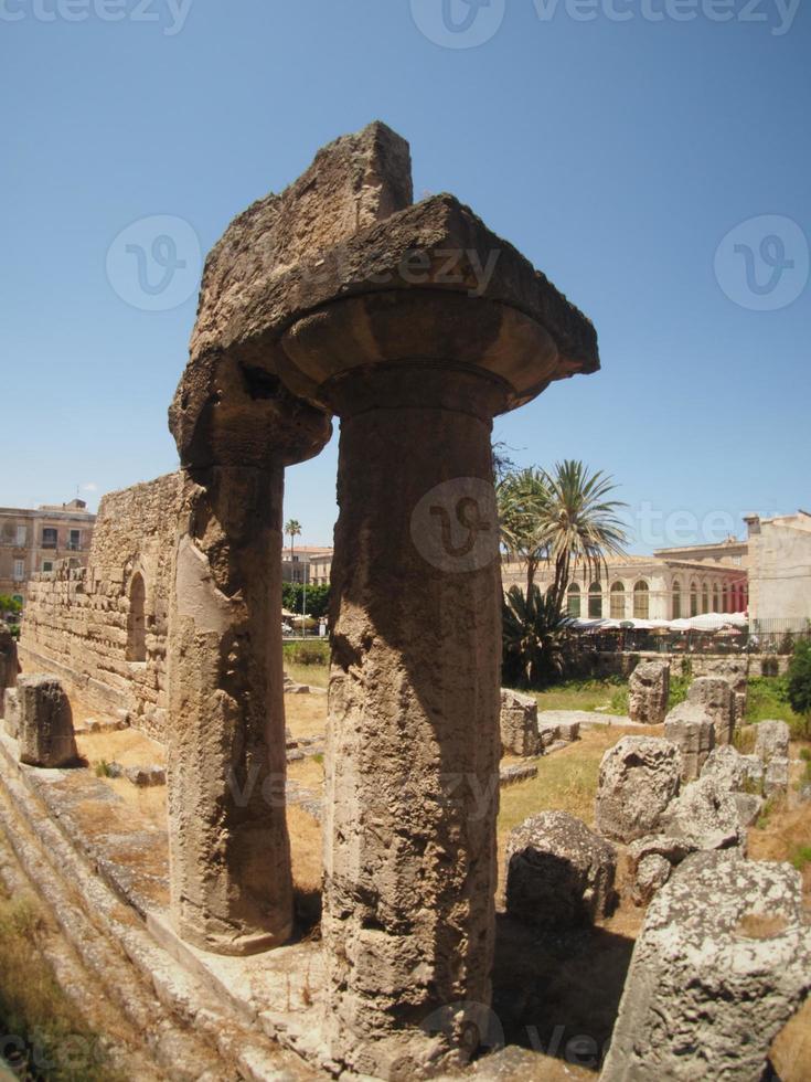 Apollo tempel Syracuse Sicilië Italië foto