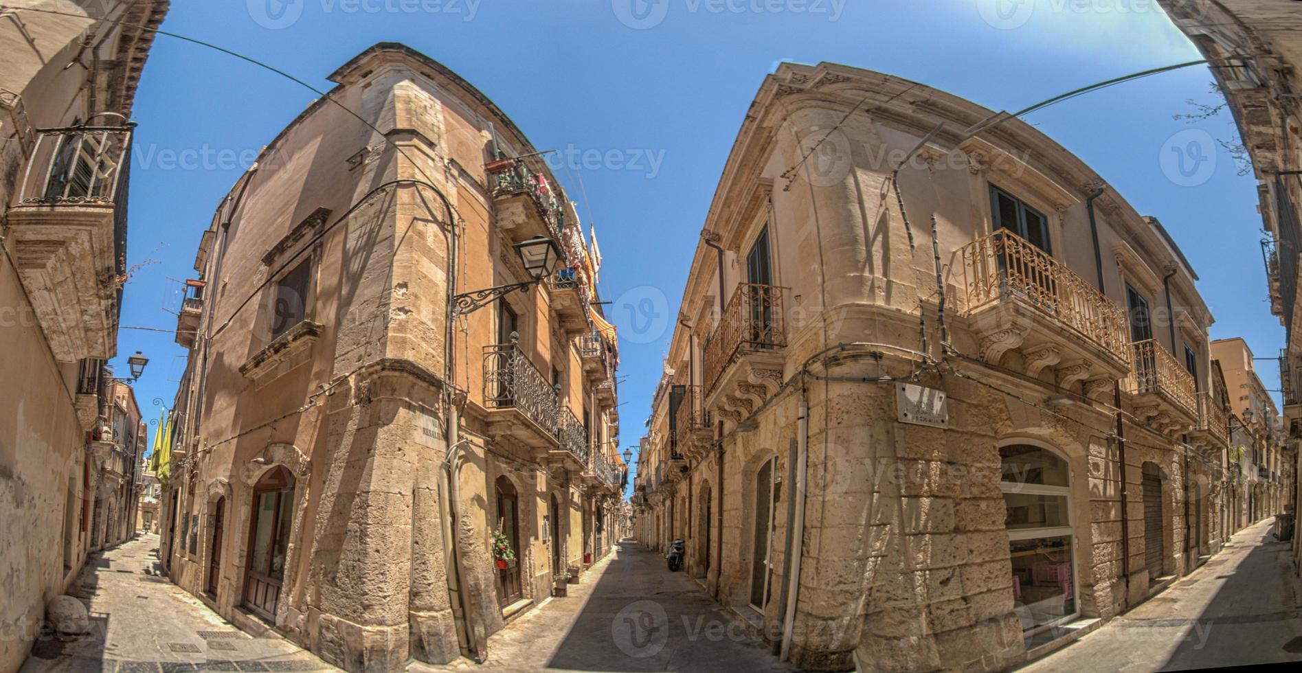 ortigia Syracuse oud stad- allets klein straten foto