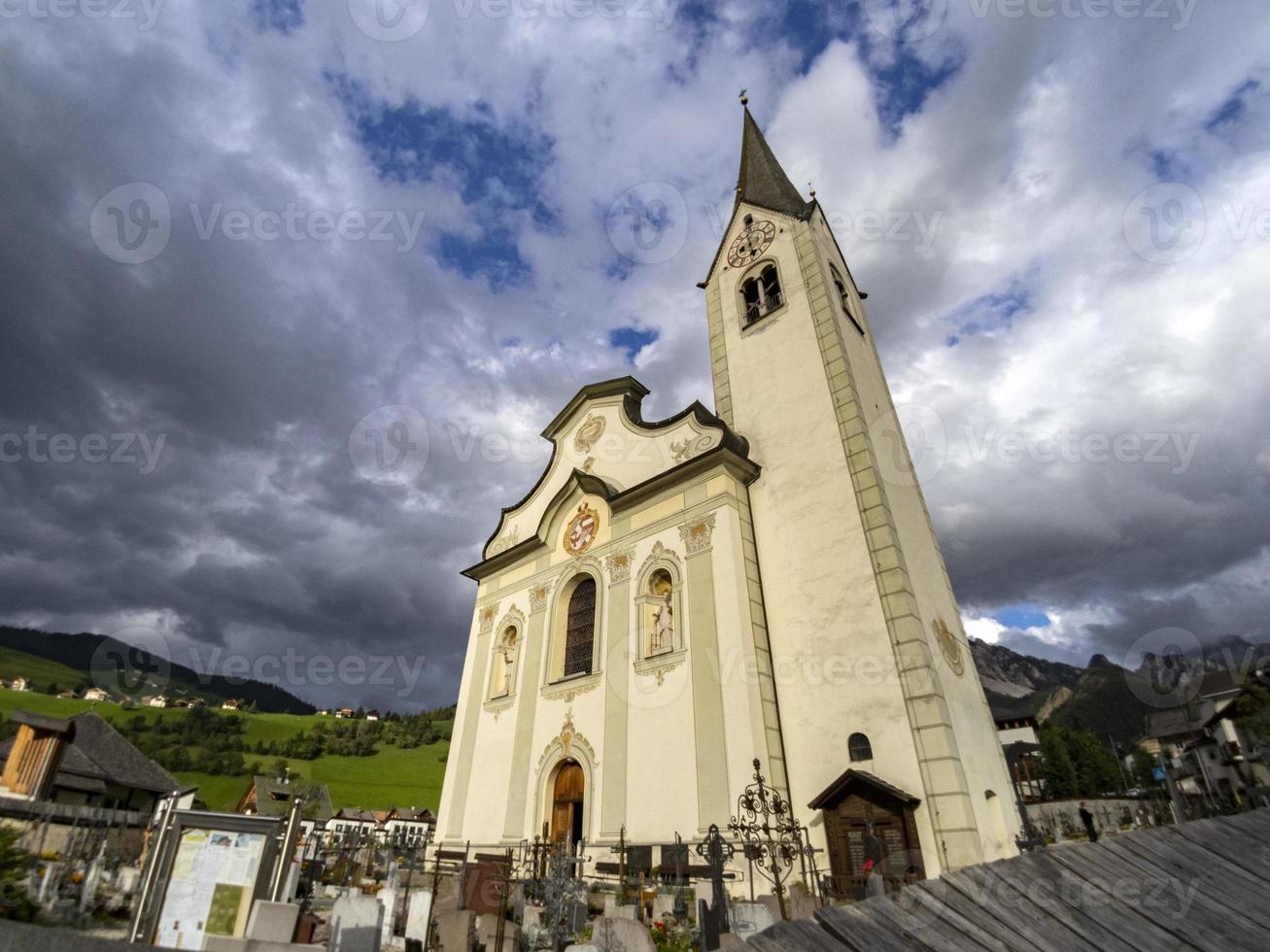 san waken kerk in dolomieten foto