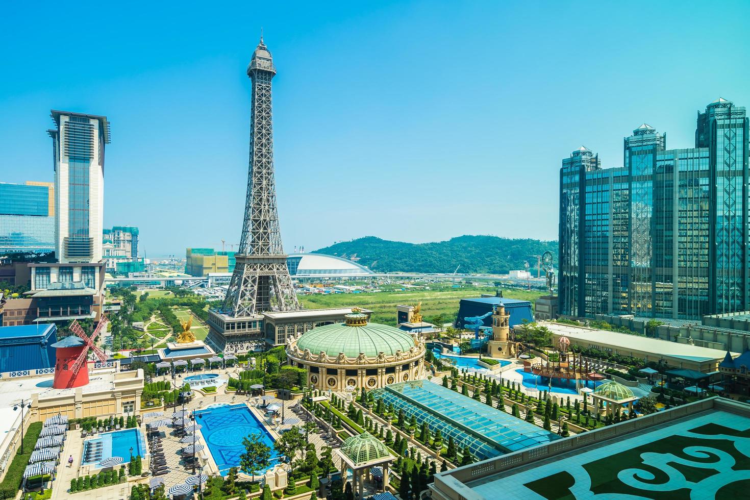 Eiffeltoren, symbool van het Parijse hotel en resort in de stad Macau, 2018 foto