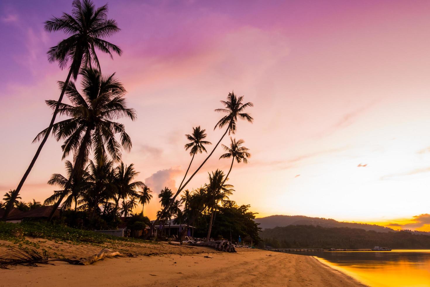 prachtig tropisch strand foto