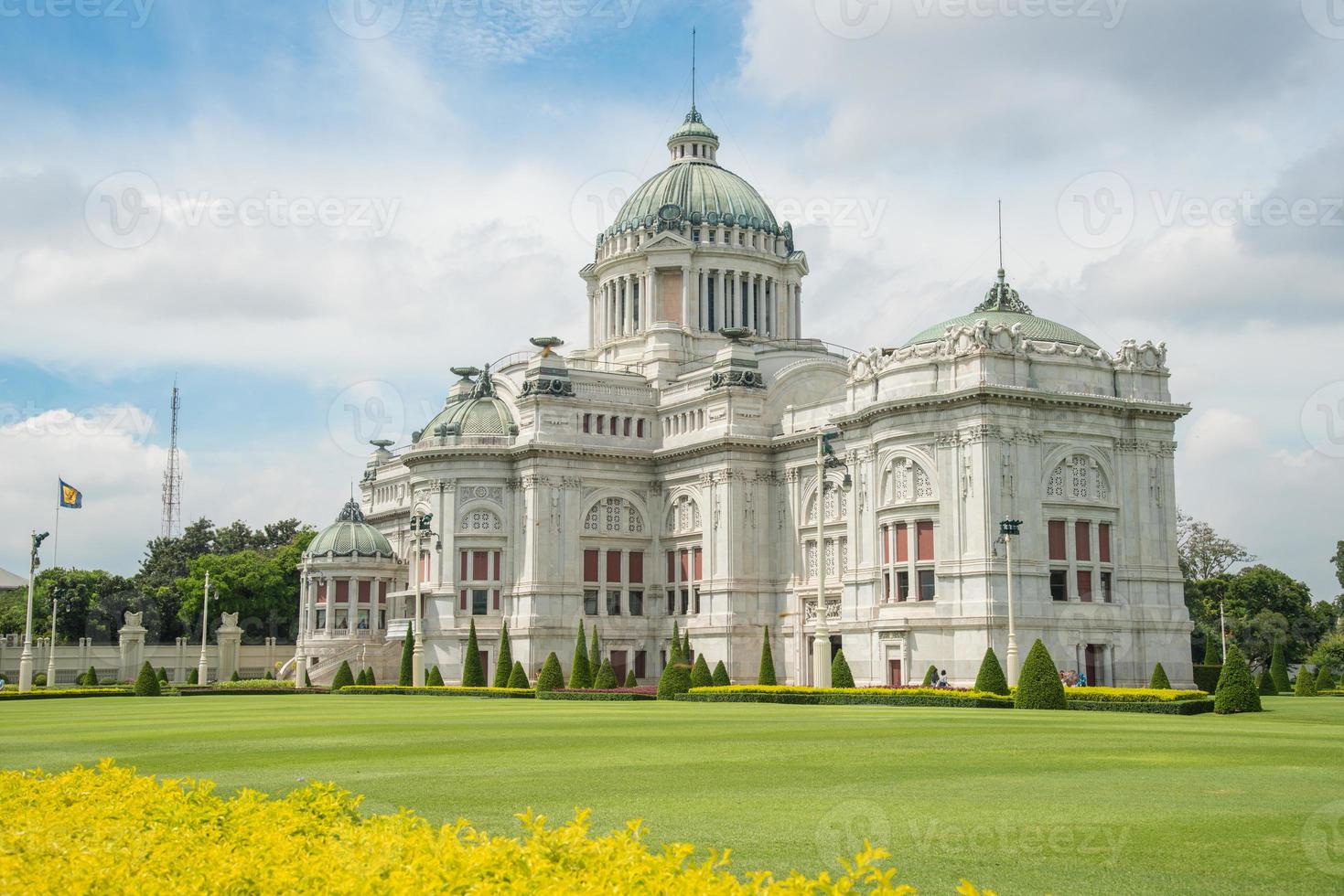 ananta samakhom troonzaal een van de iconische bezienswaardigheden van bangkok, thailand. foto