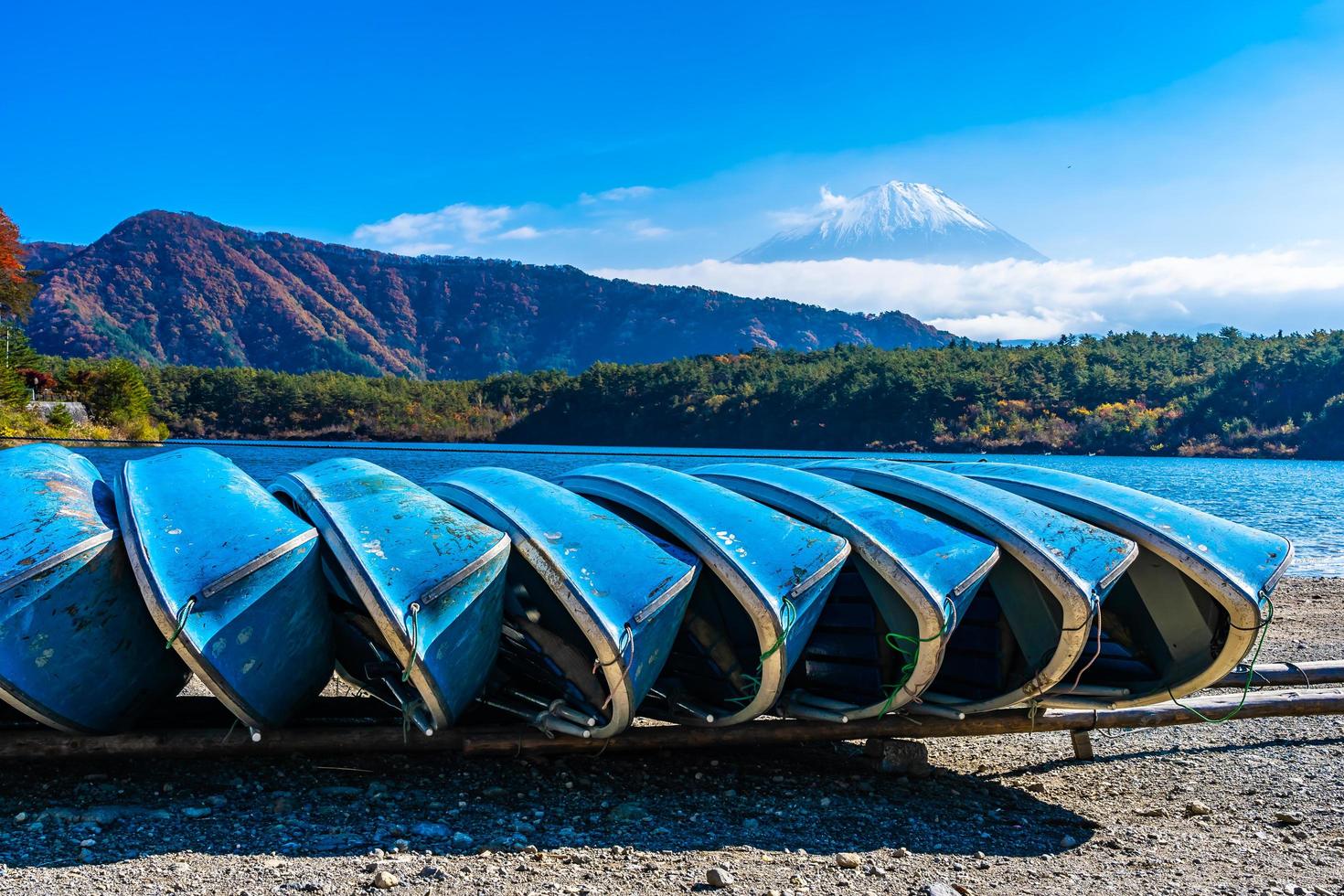 mt. fuji in japan in de herfst foto