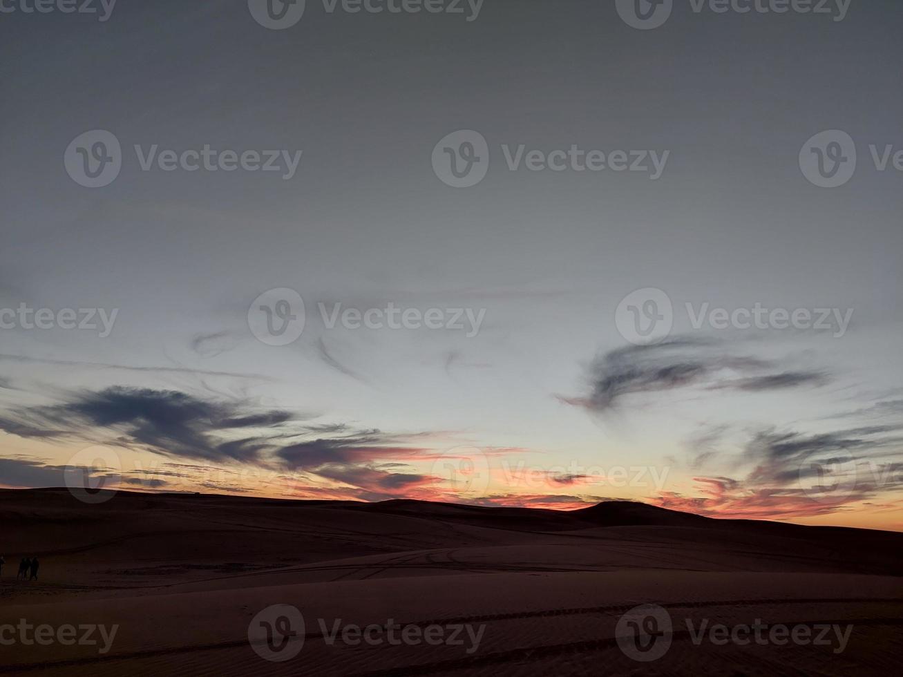 woestijn landschap met lucht foto