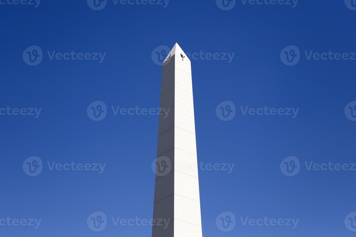 obelisk van buenos aires in argentinië foto