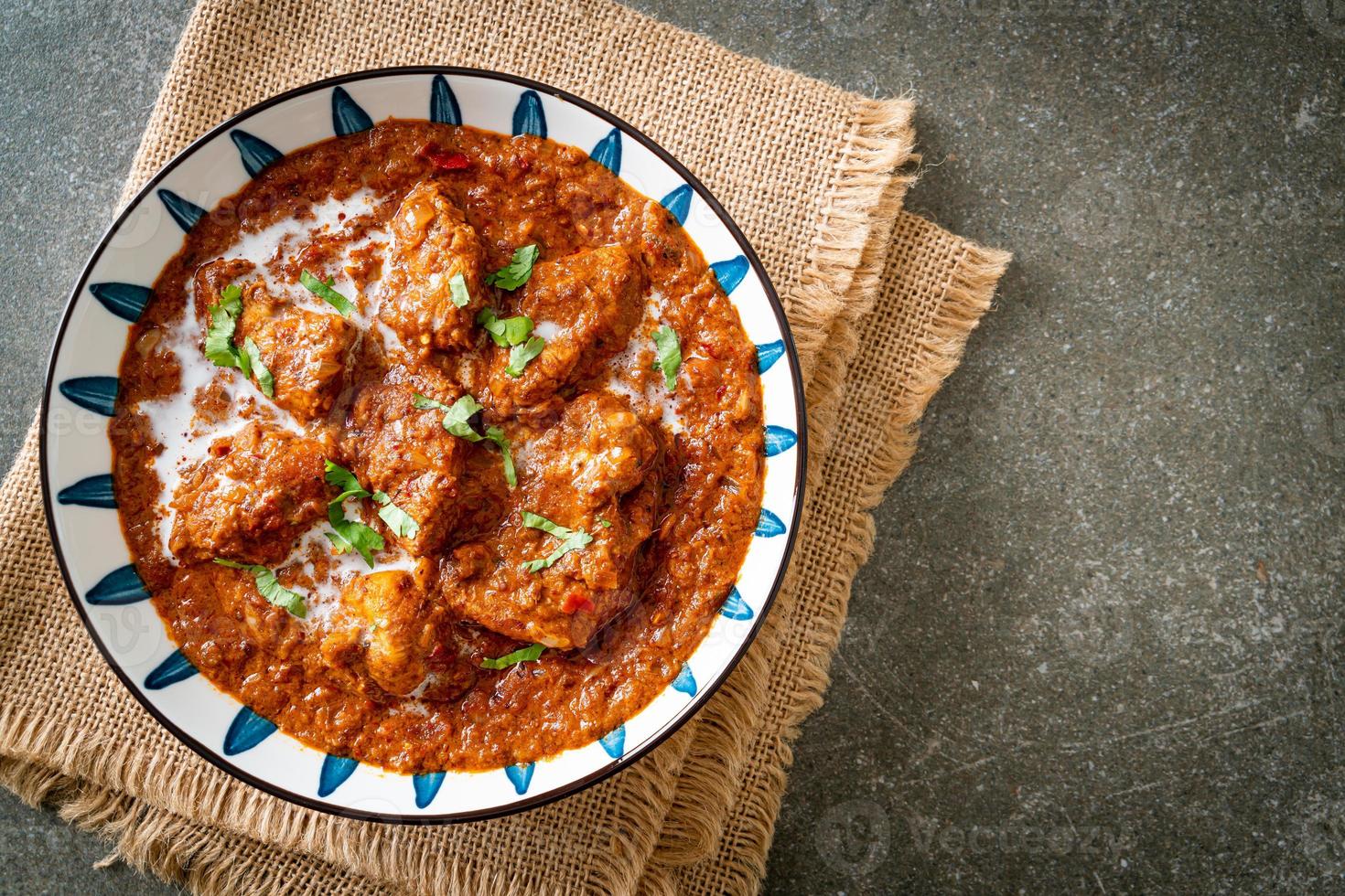 kip tikka masala pittige curry vlees eten foto