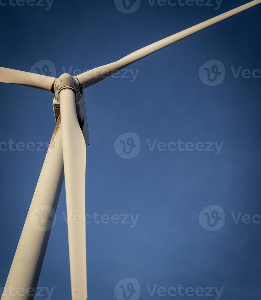 verticaal wind turbine foto