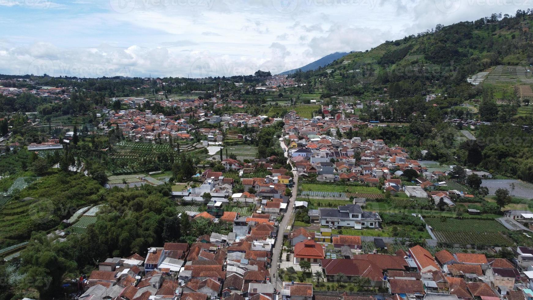 visie van stad daglicht Indonesië foto