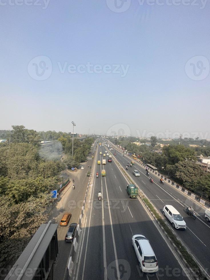 verkeer stormloop Aan Delhi snelweg weg foto