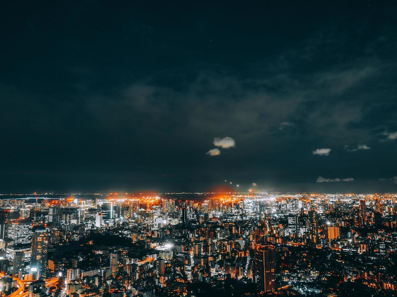 tokyo stadsgezicht 's nachts foto