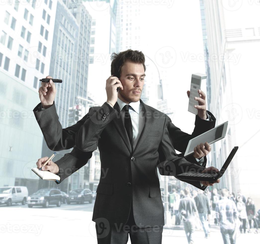 zakenman multitasking concept foto