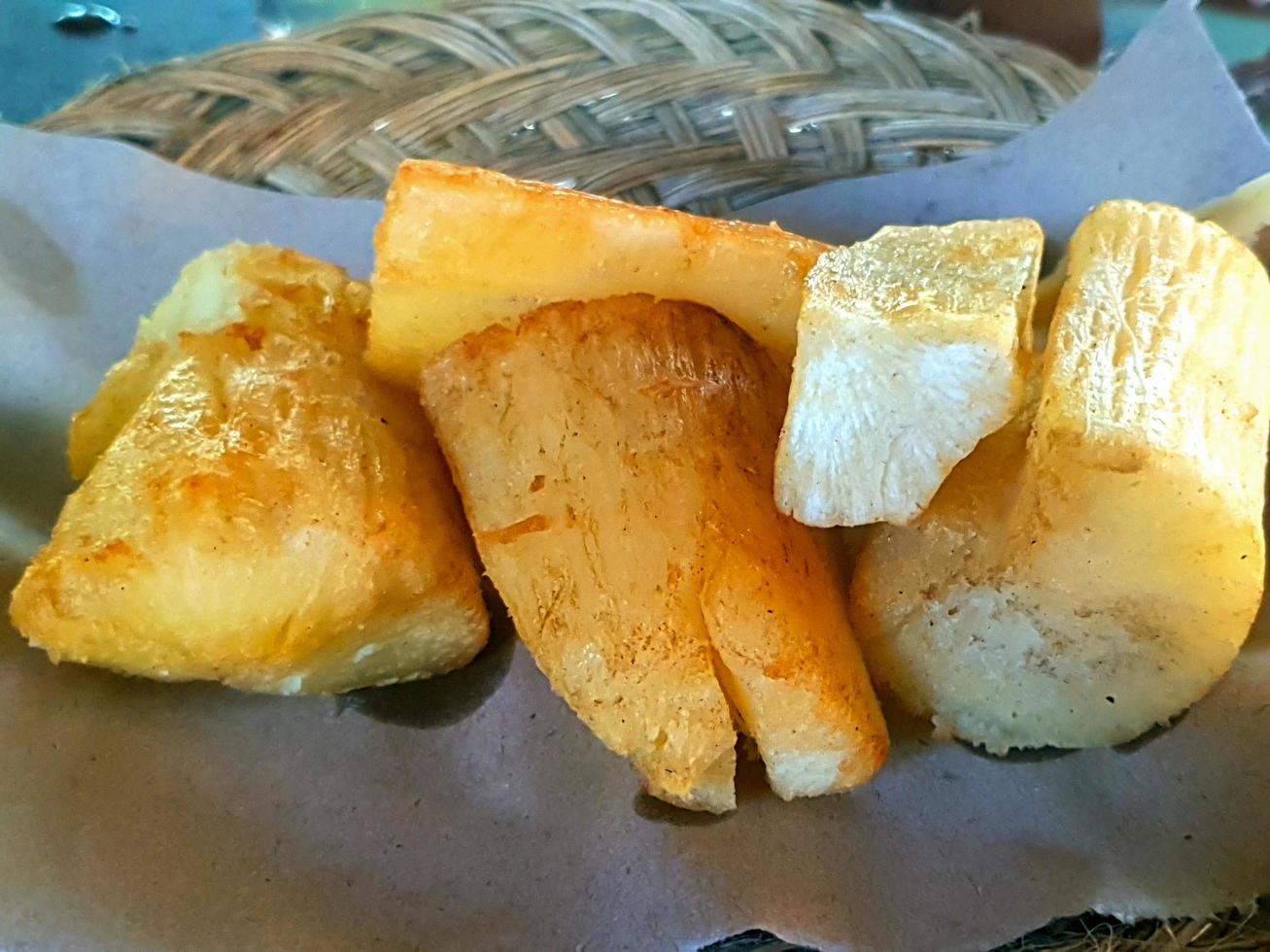 heerlijk gebakken cassave foto