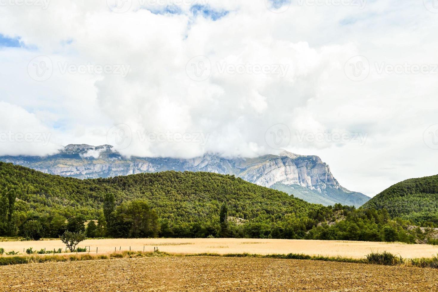 schilderachtige berglandschap foto