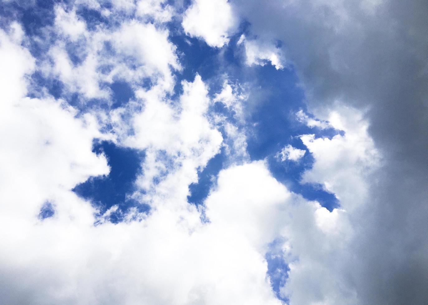 mooie natuurlijke hemel met kopie ruimte achtergrond foto