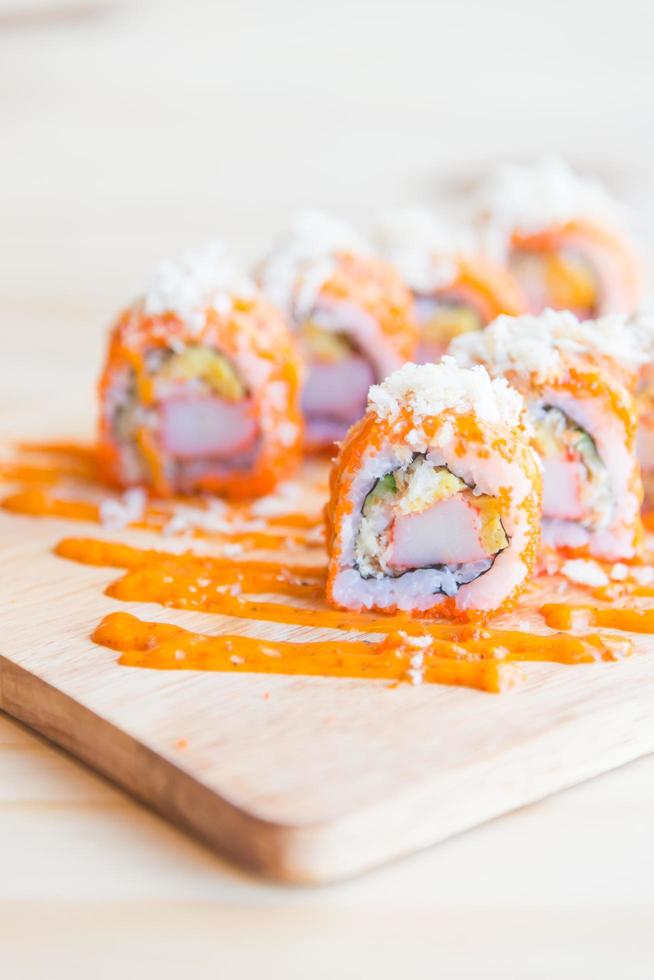 zalm sushi roll, traditioneel Japans eten foto