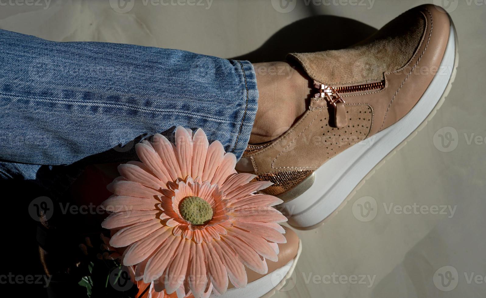 sport vrouw schoenen een schoenen voorjaar verzameling foto