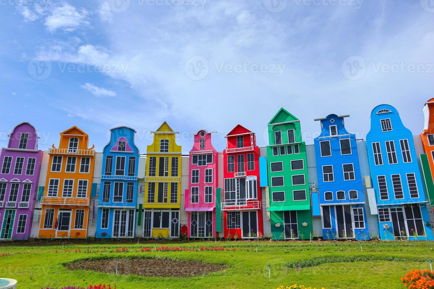 replica van een traditioneel Europese huis, fachwerkhaus stijl architectuur. met kleurrijk foto