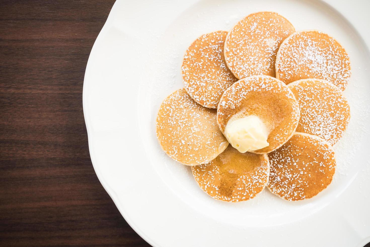 pannenkoek met boter erop foto