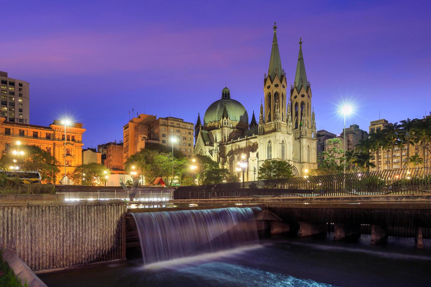 se kathedraal in het centrum van sao paulo, brazilië foto
