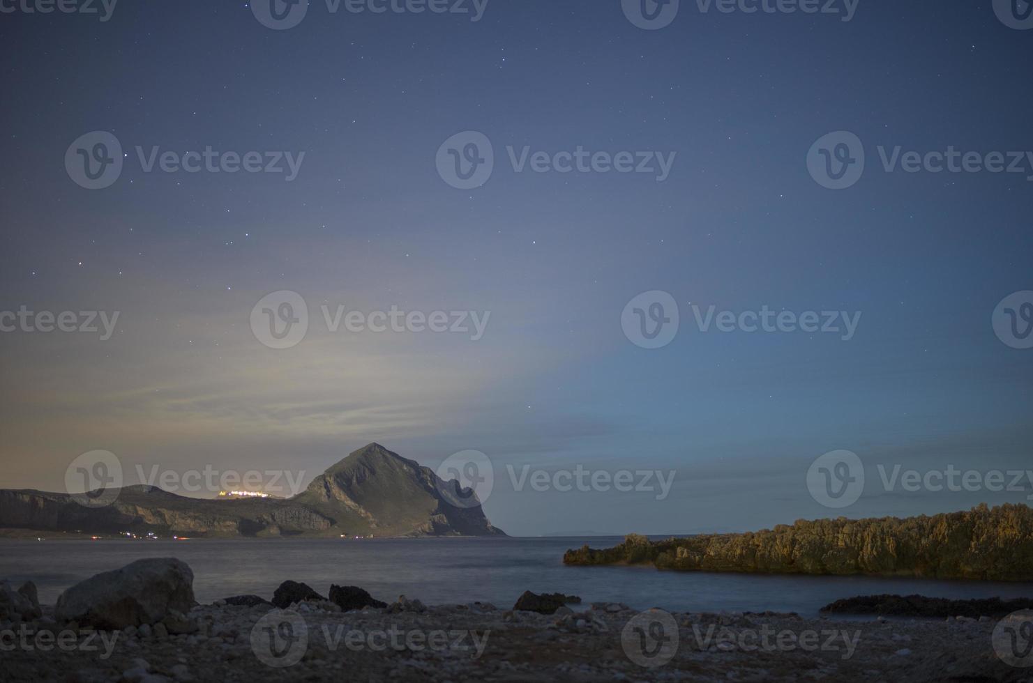 nacht lucht san vito zie capo in Sicilië, Italië foto