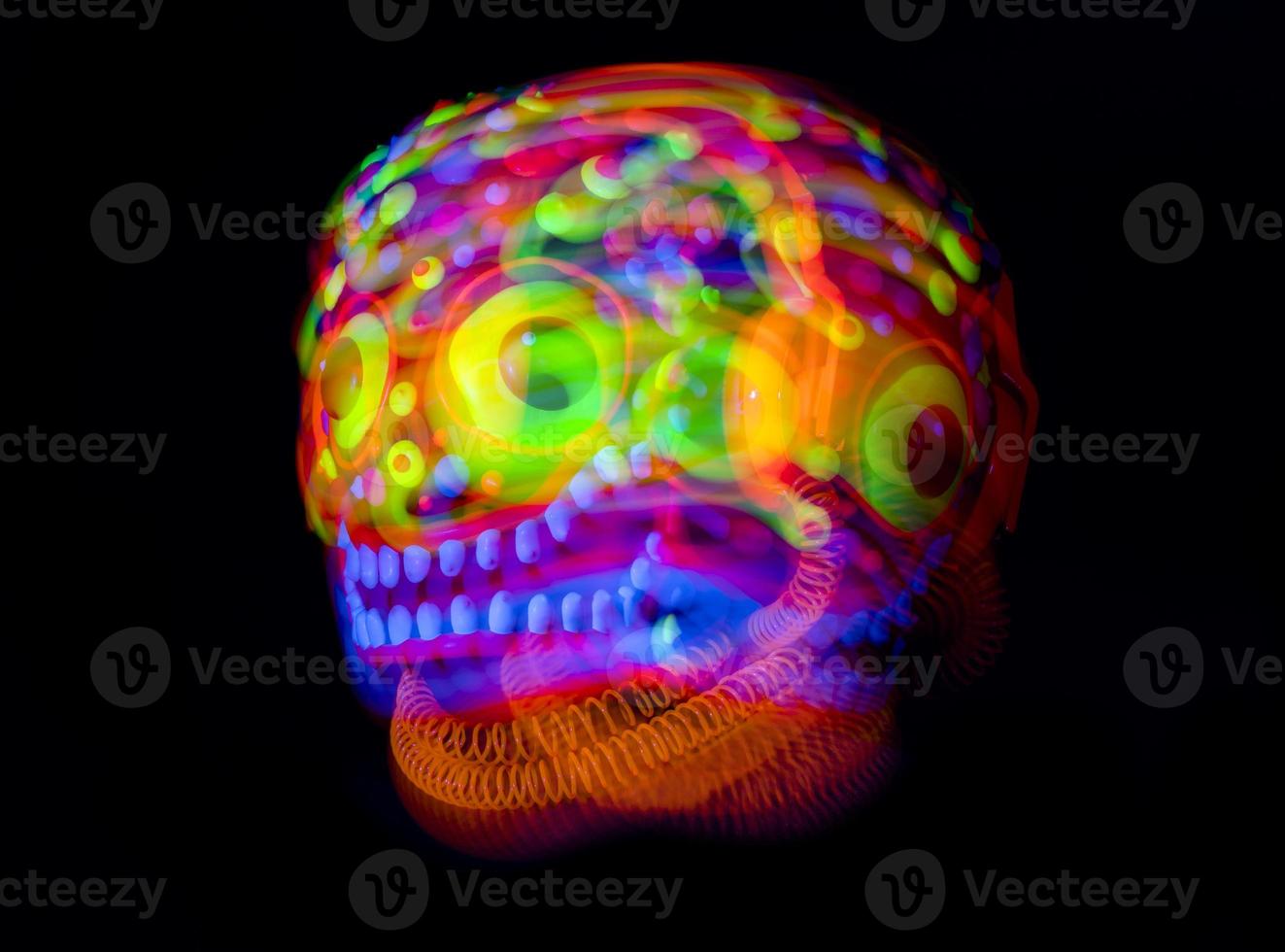 neon gloed masker eng gezicht monster foto