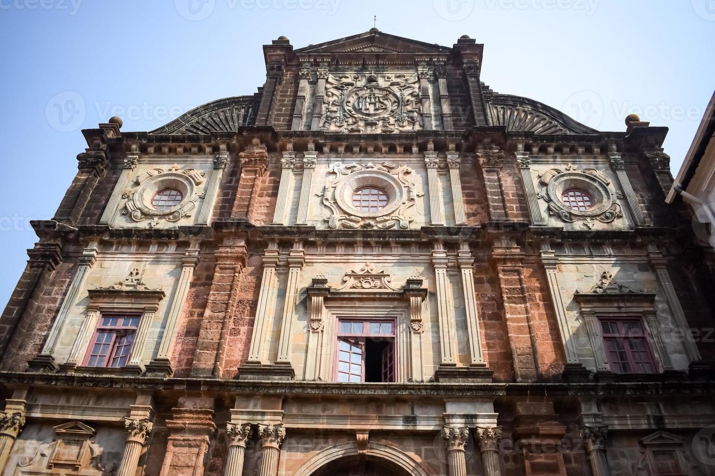 oude basiliek van bom Jezus oud goa kerk Bij zuiden een deel van Indië, basiliek van bom Jezus in oud goa, welke was de hoofdstad van goa in de vroeg dagen van Portugees regel, gelegen in goa, Indië foto