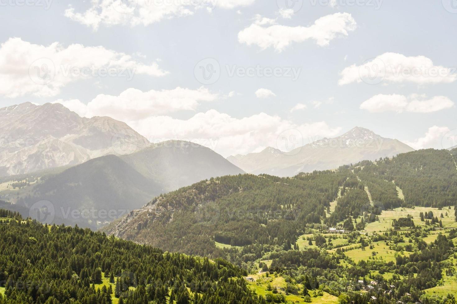 schilderachtige berglandschap foto