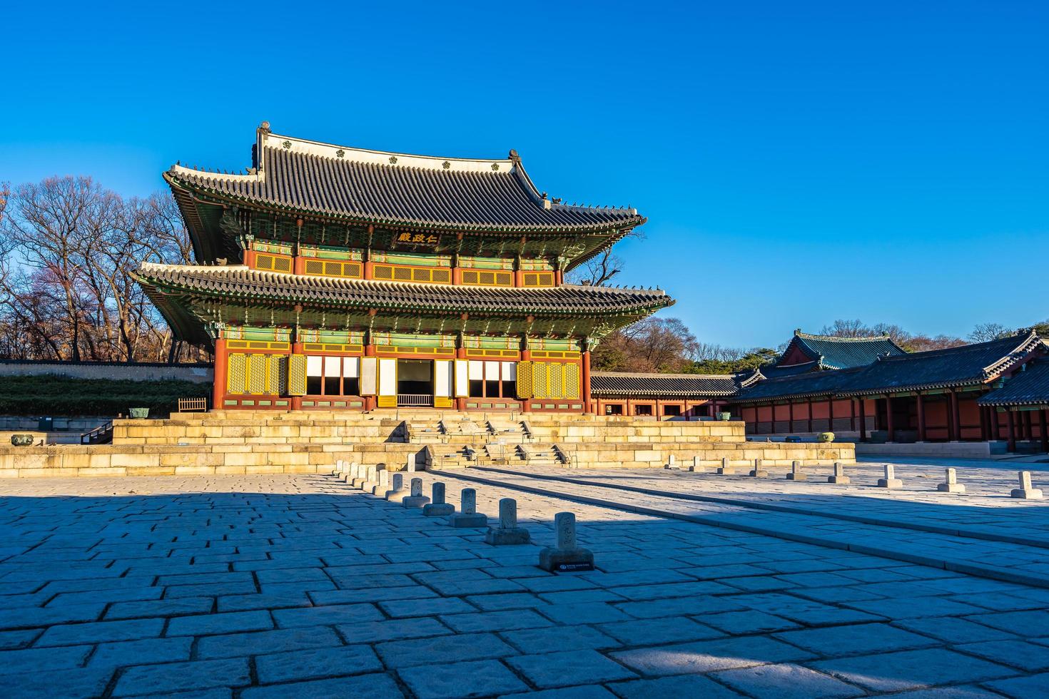 changdeokgung-paleis in de stad van seoel, zuid-korea foto