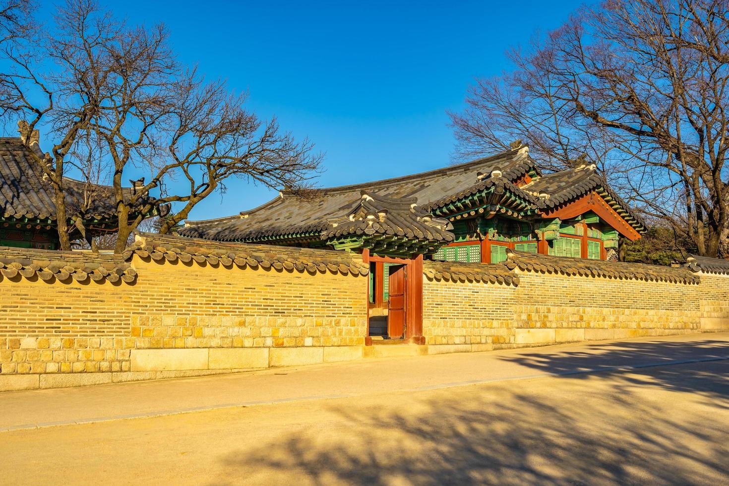 changdeokgung-paleis in de stad van seoel, zuid-korea foto