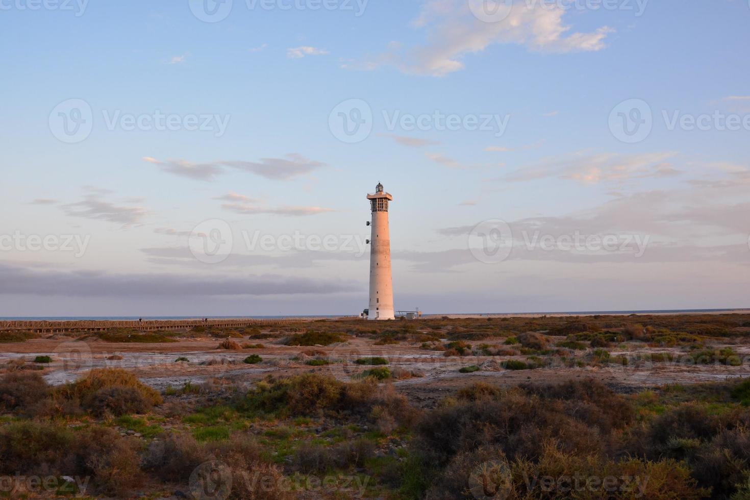 vuurtoren aan de kust foto