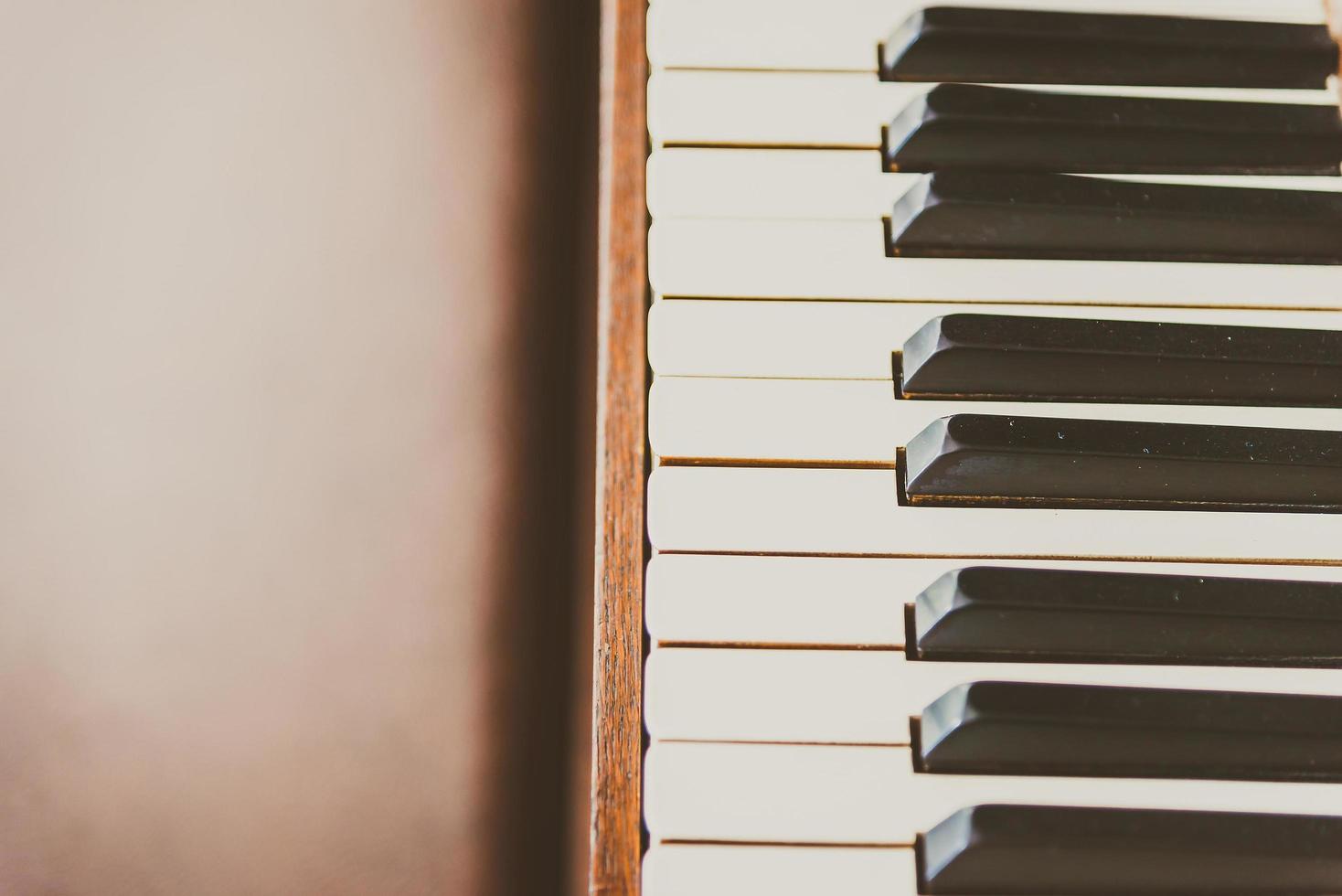 oude vintage pianotoetsen foto