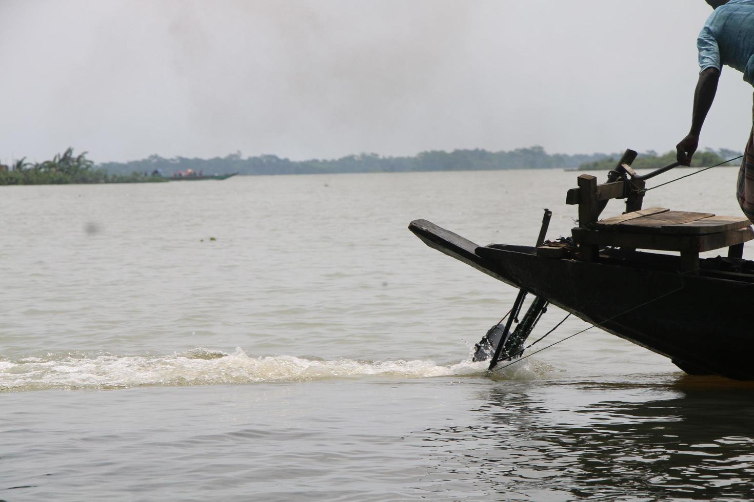 de landelijk gebieden van Bangladesh keek heel mooi gedurende de overstromingen foto