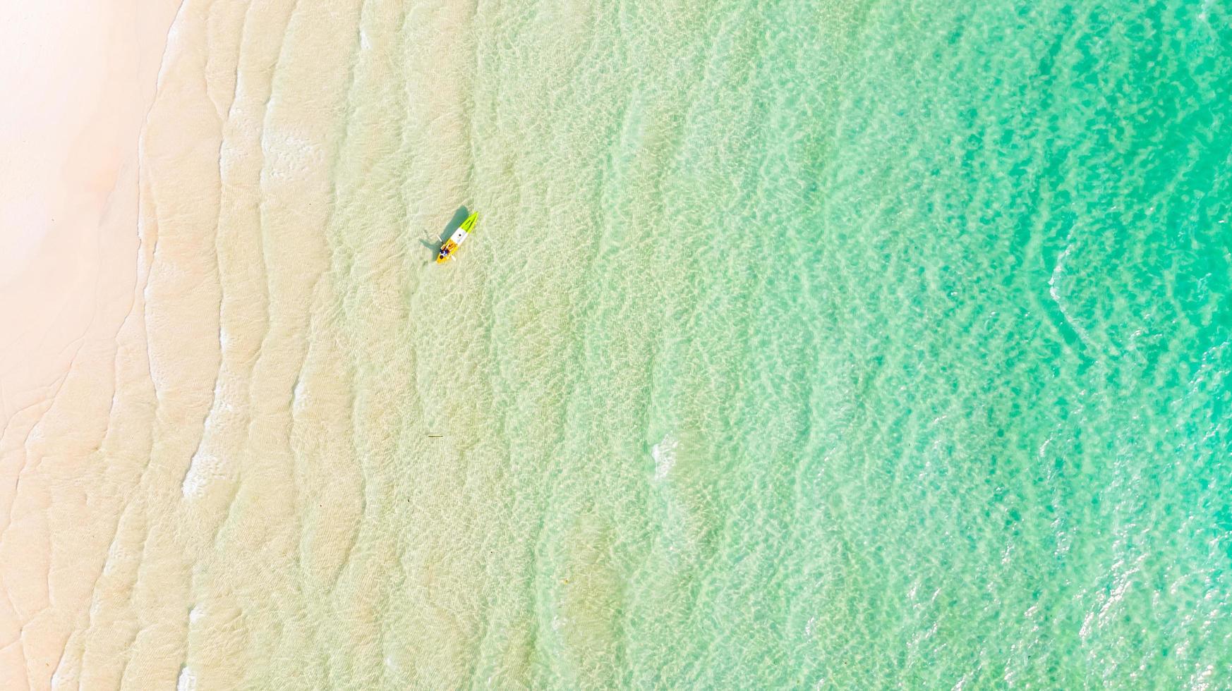 luchtfoto van zee foto