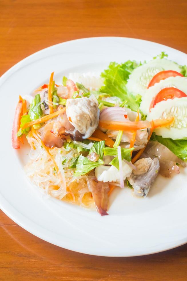 Thaise pittige salade foto