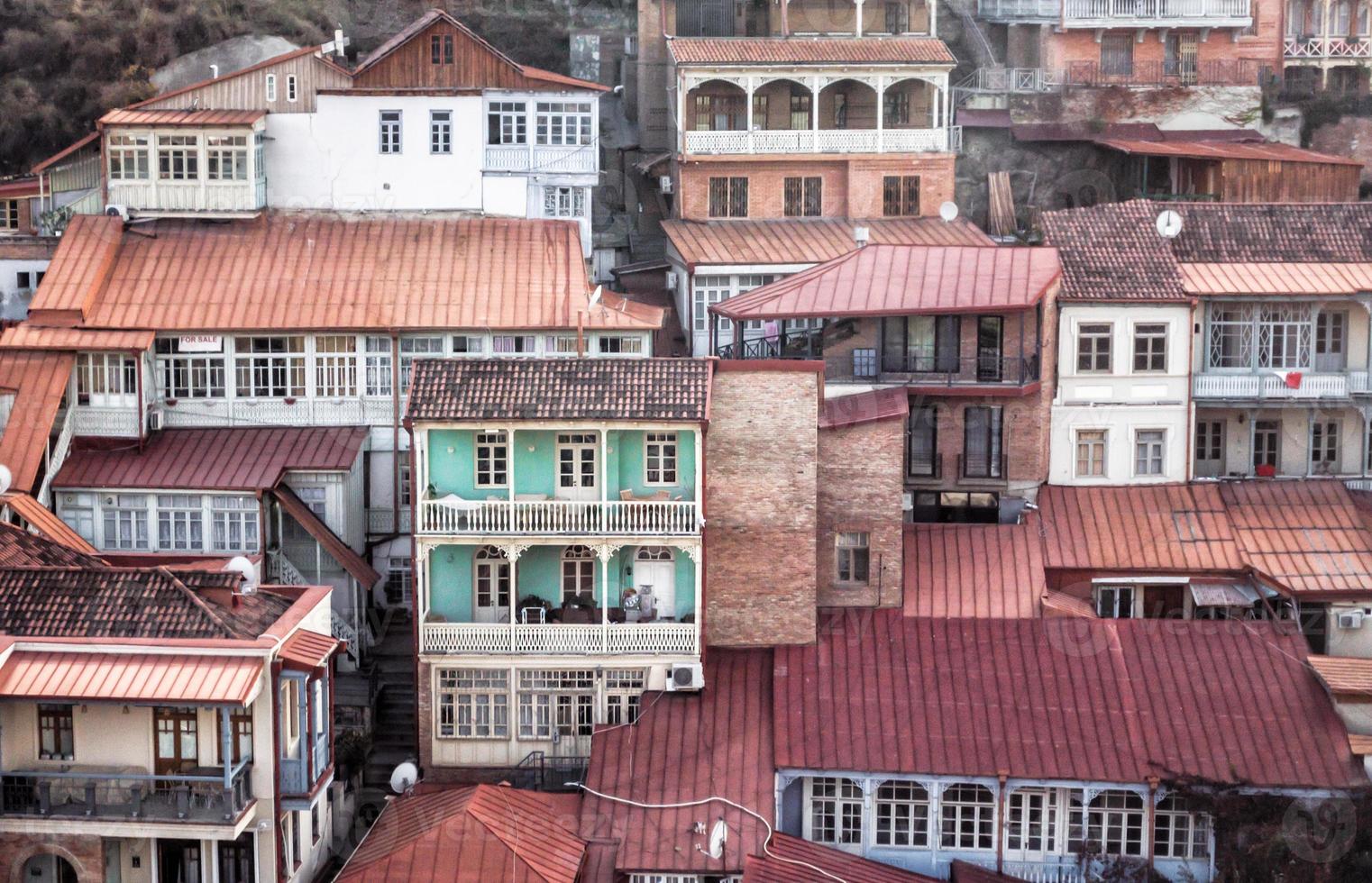 oude woonwijk in Georgië foto