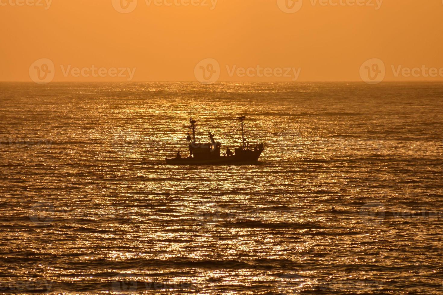 schilderachtig uitzicht op de oceaan foto