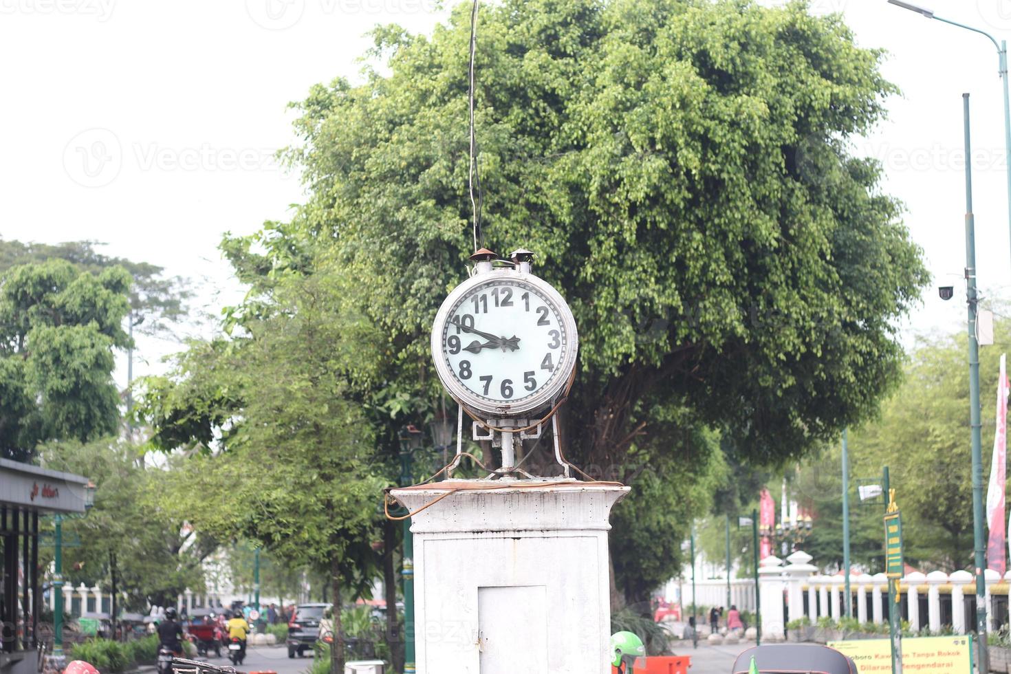 de klok monument foto