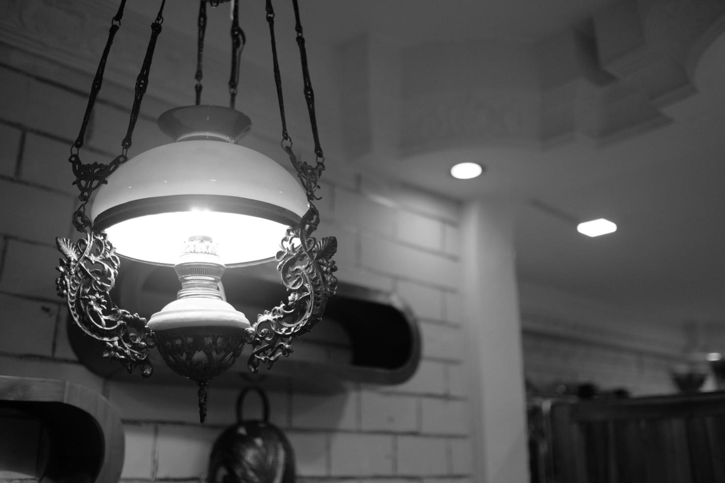 een uniek oud hangende lamp met artistiek Moslim foto