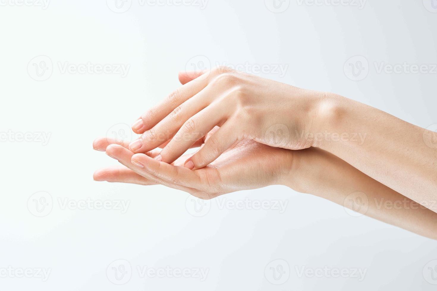 vrouw handen vinger massage huid zorg Gezondheid dichtbij omhoog foto
