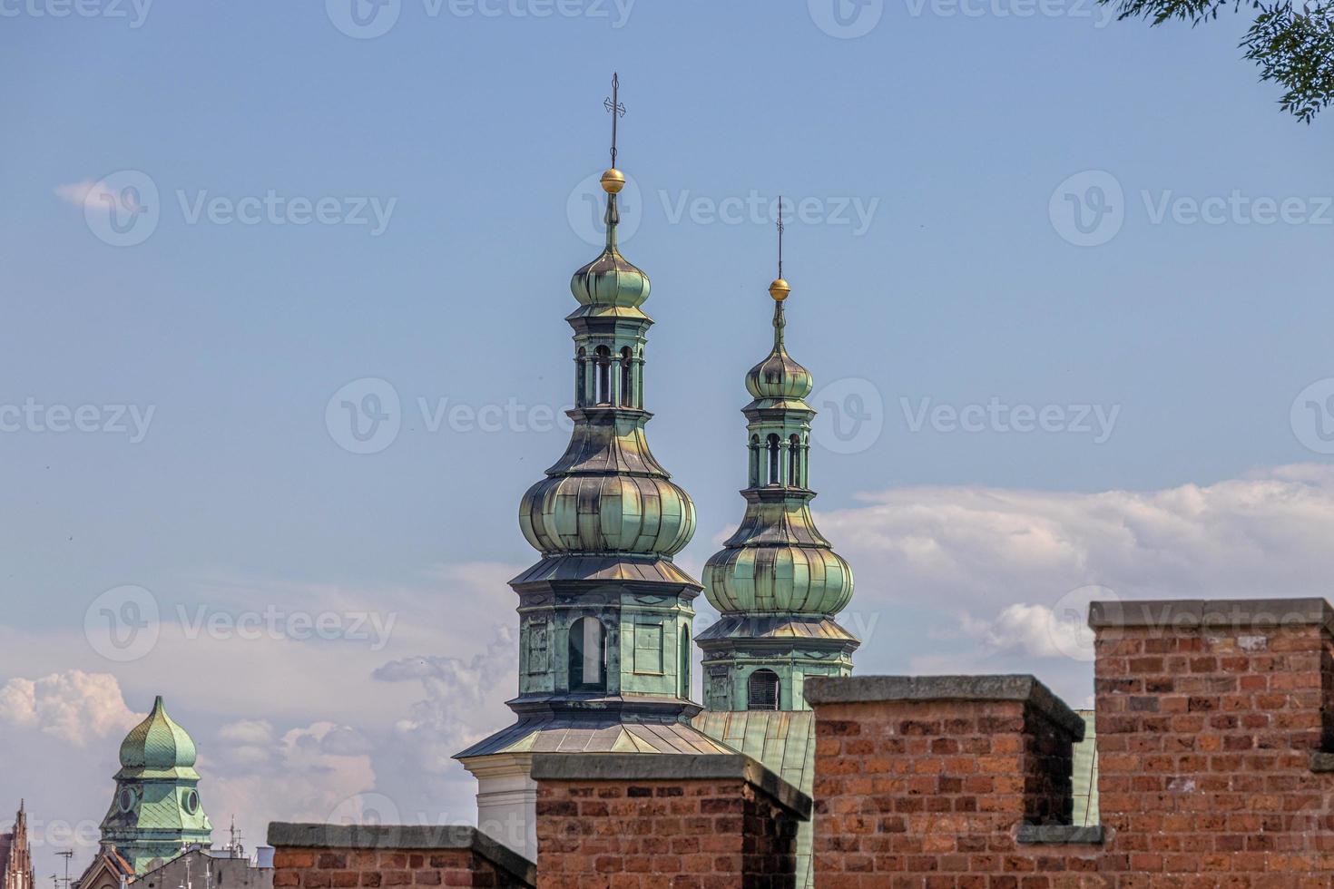 visie van de oud stad- van Krakau in Polen Aan een zomer dag van wawel kasteel foto