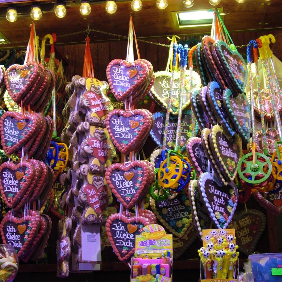 peperkoek harten Bij Duitse Kerstmis markt foto