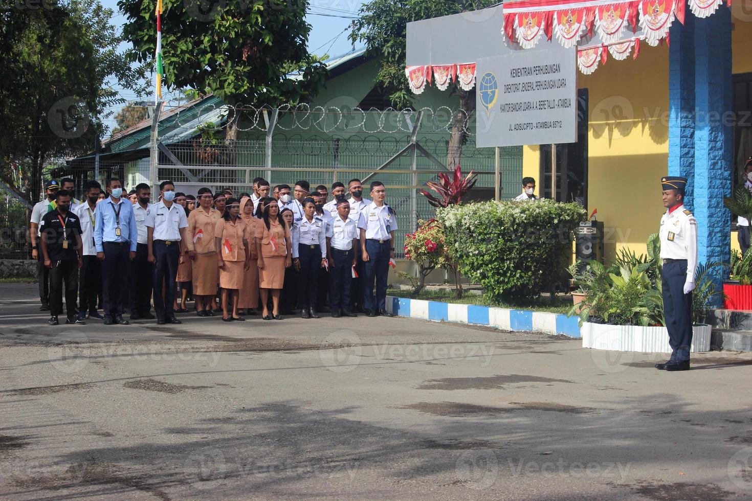 atambua, nusa tenggara timur, 2022 republiek van Indonesië's onafhankelijkheid dag ceremonie welke is herdacht Bij de luchthaven agentschap foto