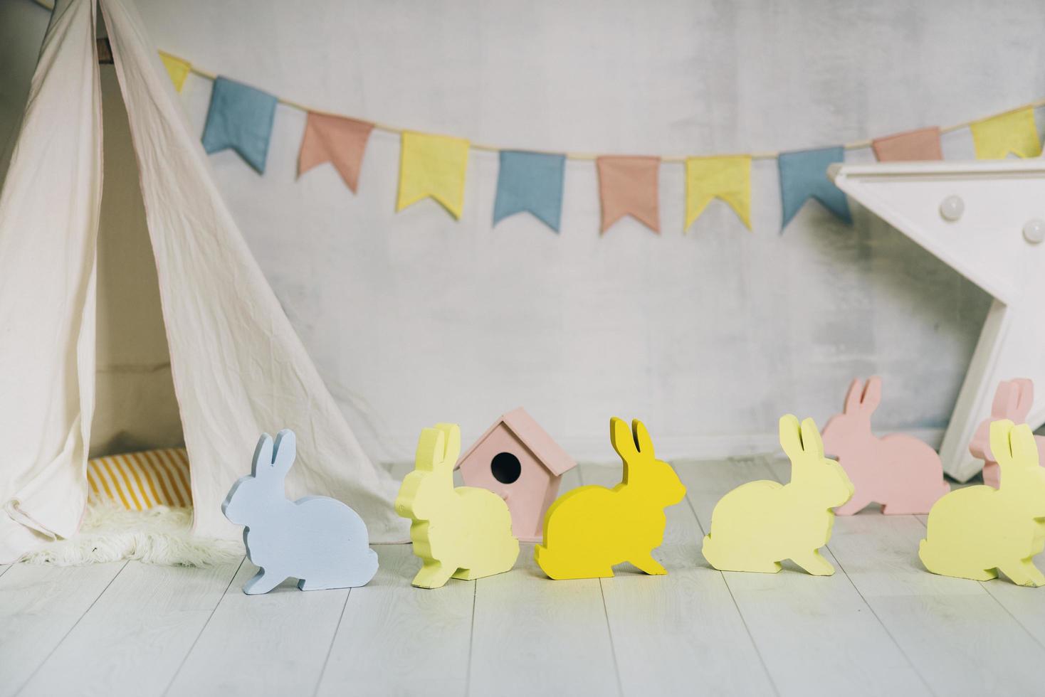 paasdecoraties met konijnen foto