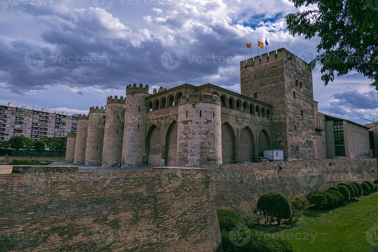 moorse historisch paleis in de Spaans stad van zaragoza foto