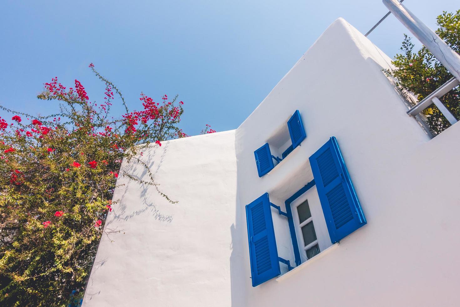 traditionele huizen op santorini, griekenland foto