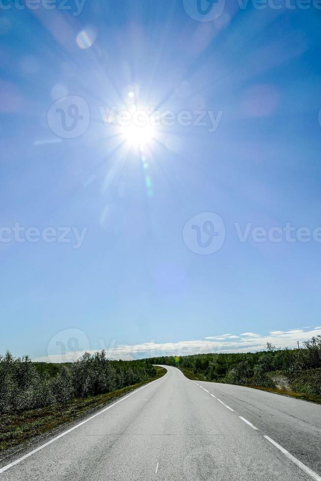 weg op het platteland foto