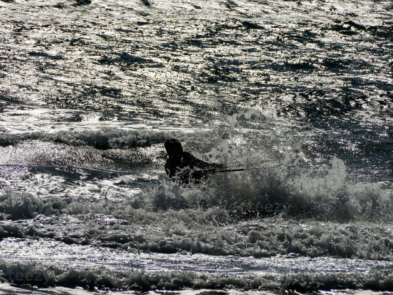 golven in de oceaan foto