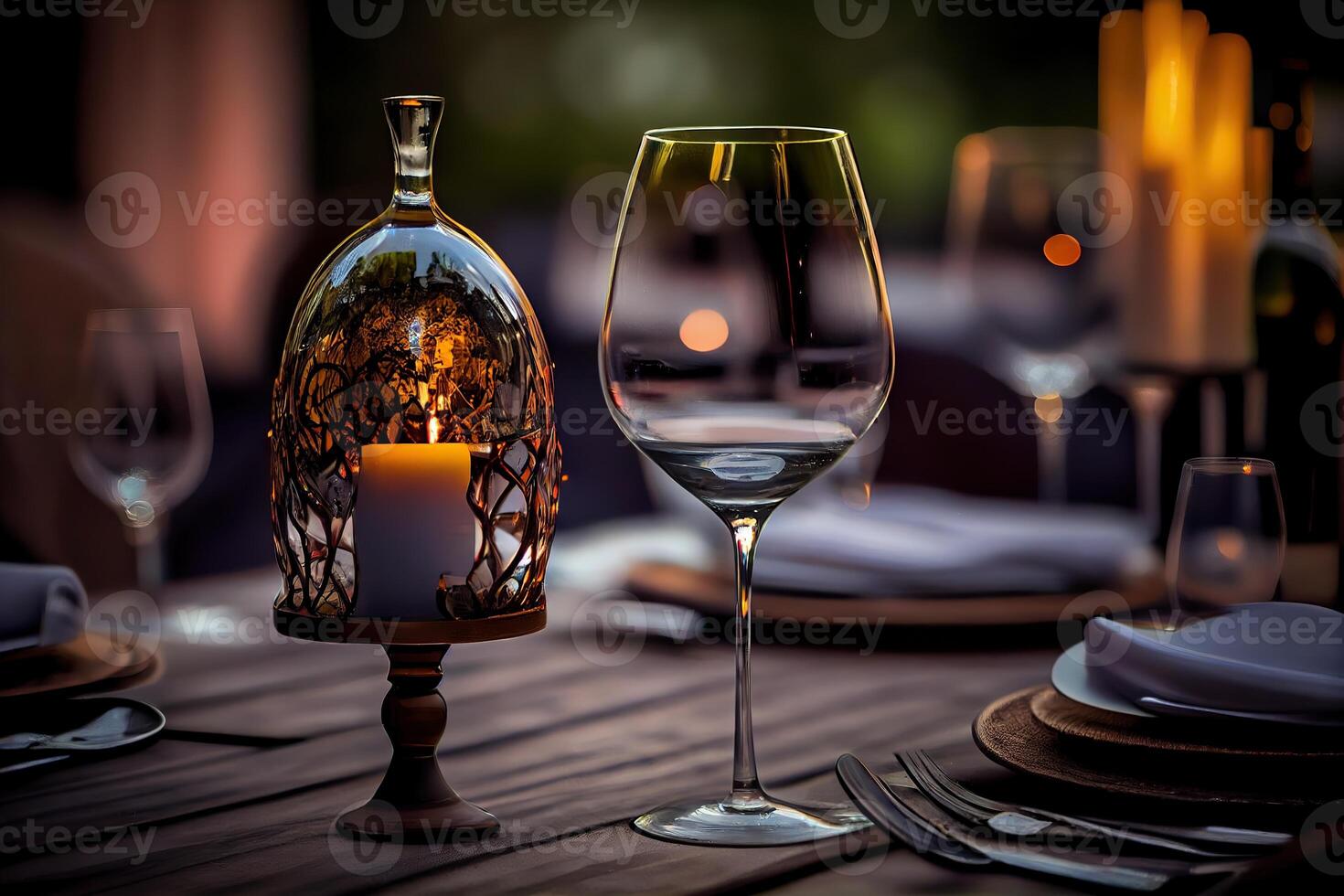 generatief ai illustratie van een restaurant tafel met een glas van wit wijn, zacht gouden licht, duur restaurant met mooi lichten, buitenshuis en nacht foto