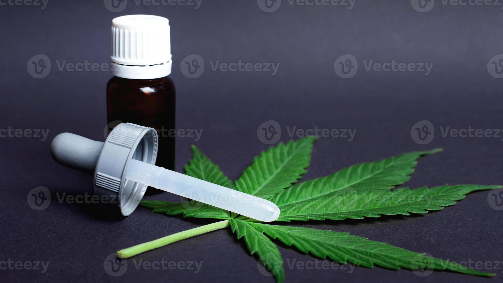 medische marihuana, extract van cannabisgeneeskunde close-up. foto