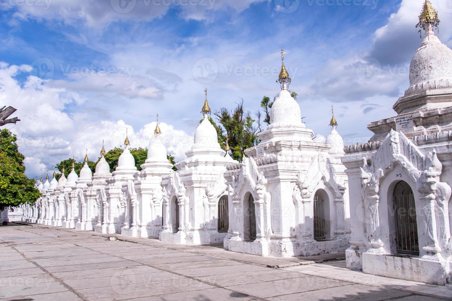 kuthodaw pagode, mandala, Myanmar foto